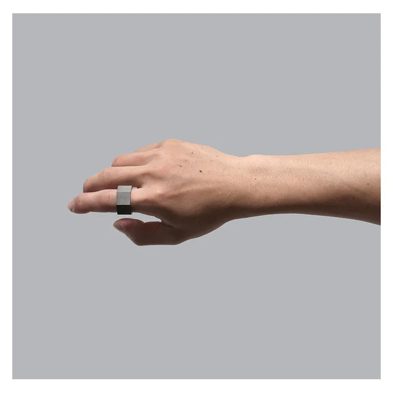22 DESIGN STUDIO Concrete Ring - Seven